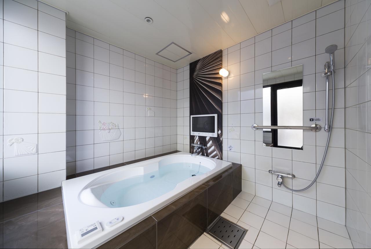 Hotel Plant Garden Resort (Adults Only) Toyokawa Εξωτερικό φωτογραφία