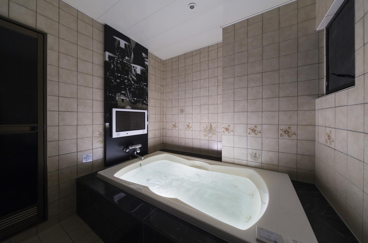 Hotel Plant Garden Resort (Adults Only) Toyokawa Εξωτερικό φωτογραφία